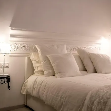 Palazzo Venusio Neapel