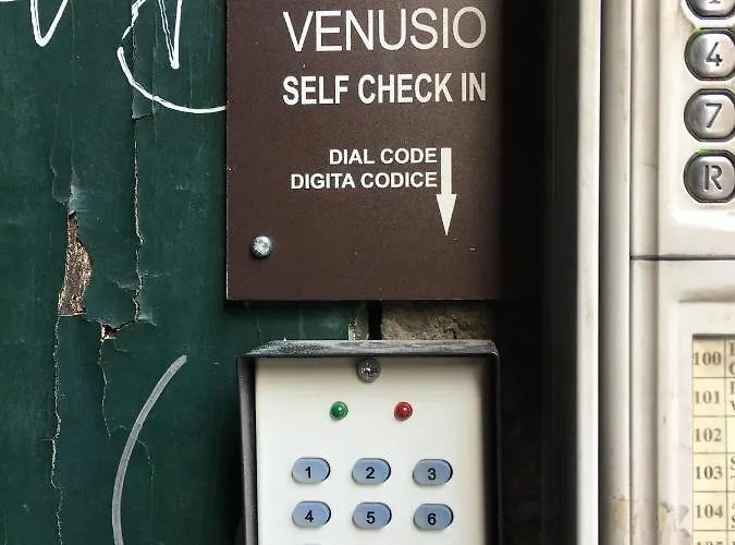 Frühstückspension Palazzo Venusio Neapel