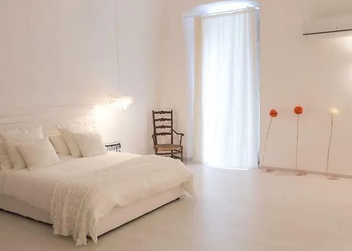 Palazzo Venusio 4* Neapel