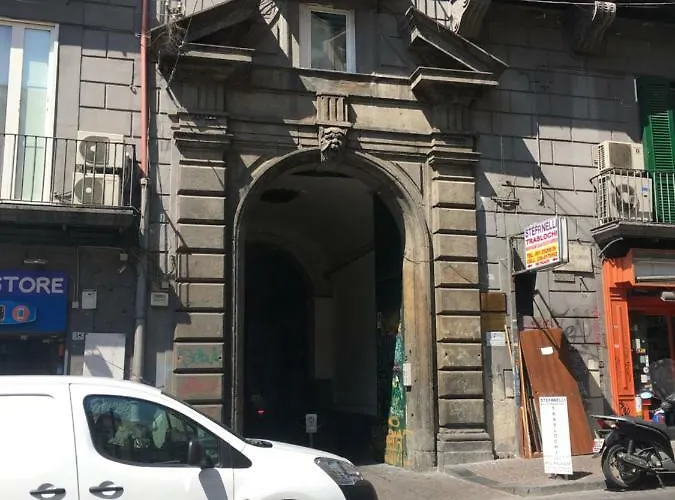 Palazzo Venusio Neapel