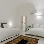 Palazzo Venusio Oda ve Kahvaltı Napoli