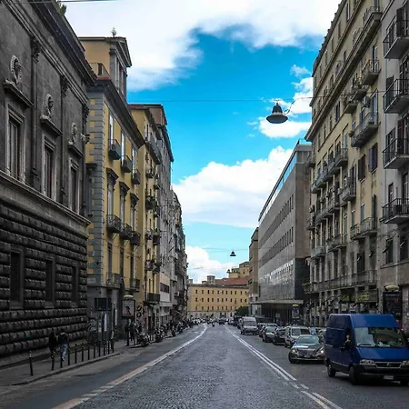 Palazzo Venusio 4* Неаполь